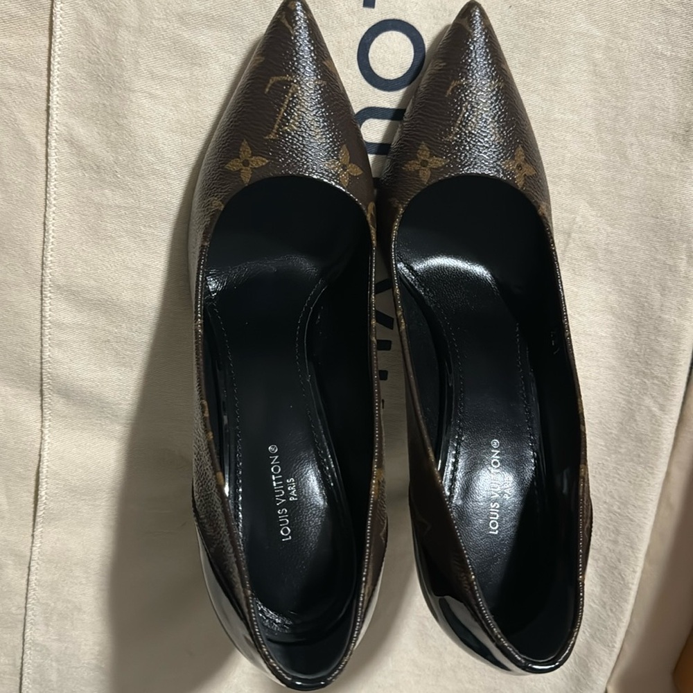 Louis Vuitton Cherie Leather heels - Picture 2 of 9